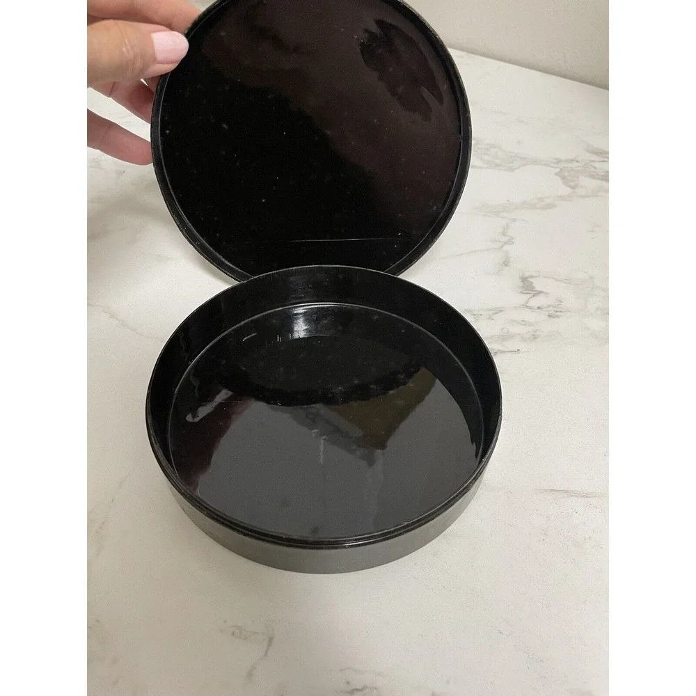 Madonna Mother Mary Round Lidded Lacquer‎ Trinket Dresser Box
